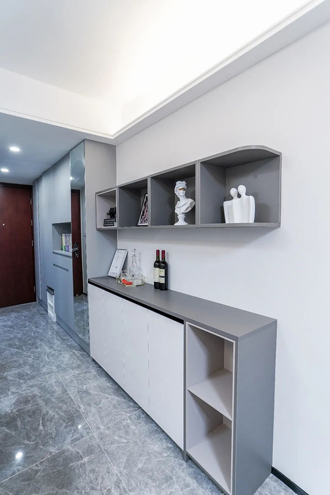 82㎡三居室，打造多能實(shí)用性玄關(guān)，打造效率型生活居所